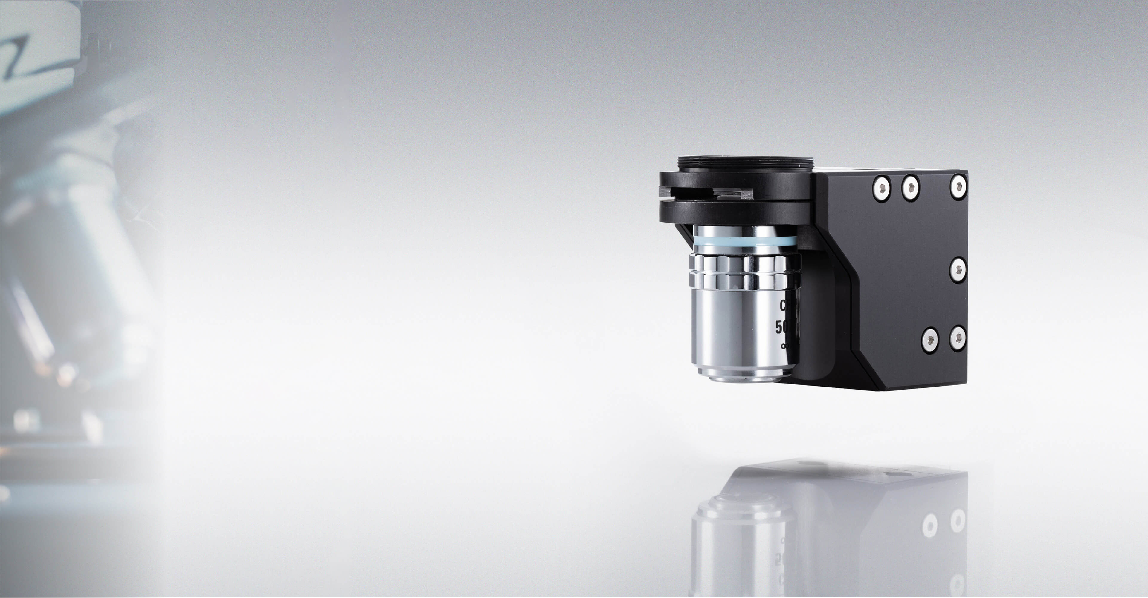 Faster and more precise lens focusing by incorporating into microscopes, inspection / measuring devices, and observation equipment
